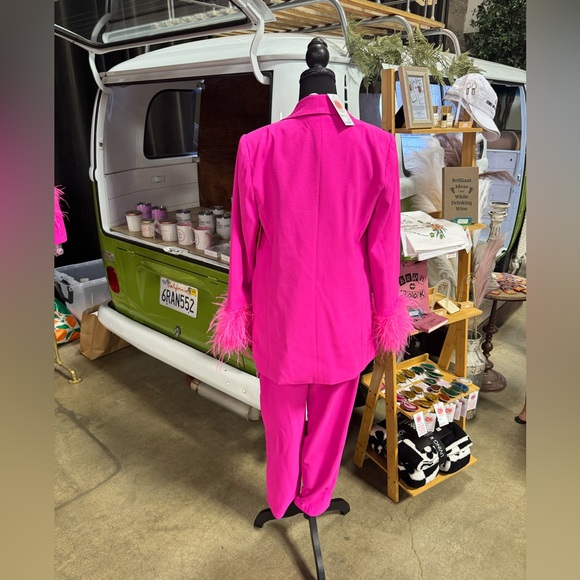 Pink Women’s matching Suit - Picture 11 of 11